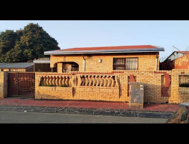 3 BEDROOM PROPERTY TO RENT IN DIEPKLOOF